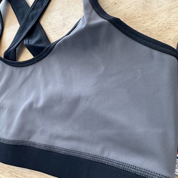 NWT - Fourlaps Infinity Sports Bra Graphite Black Gray L NEW with‎ Tags - Picture 4 of 6